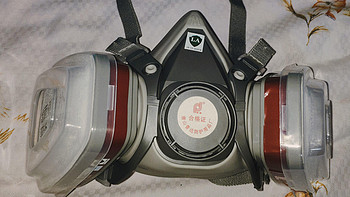 远离异味——普达 防毒面罩FD-410