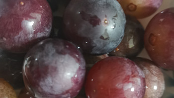 记录生活 篇二百六十七：好吃又不贵的巨峰葡萄