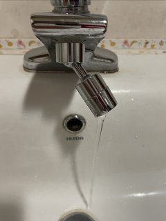 买了一个能摇头晃脑的水龙头嘴