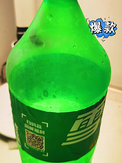 雪碧冷藏，清凉口感，畅享冰爽时刻！