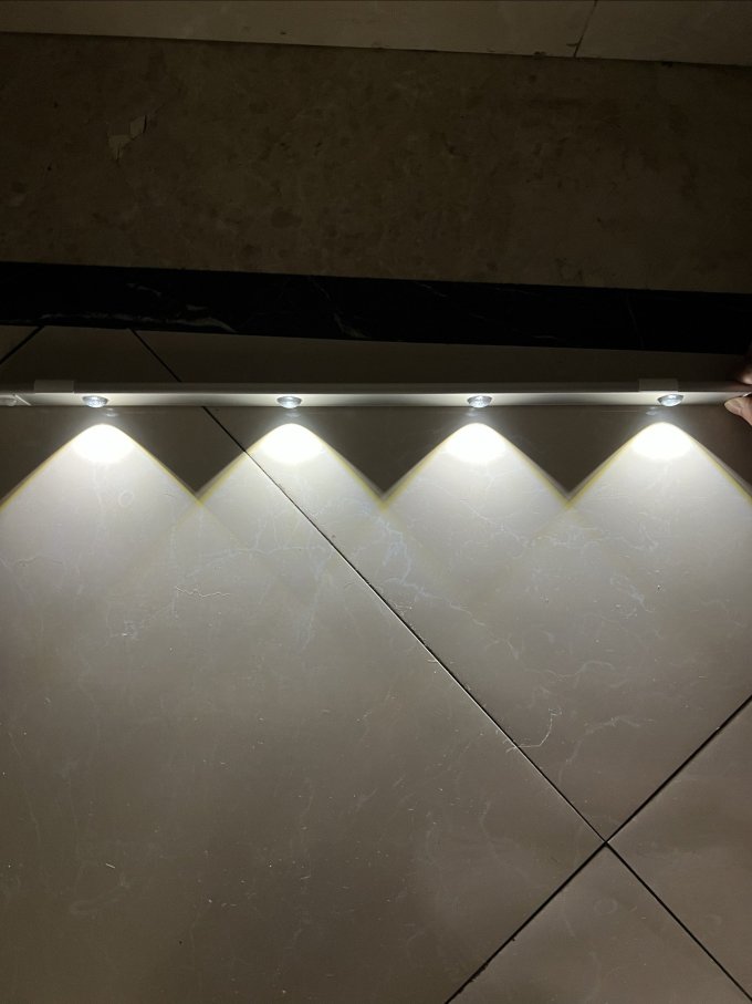LED灯