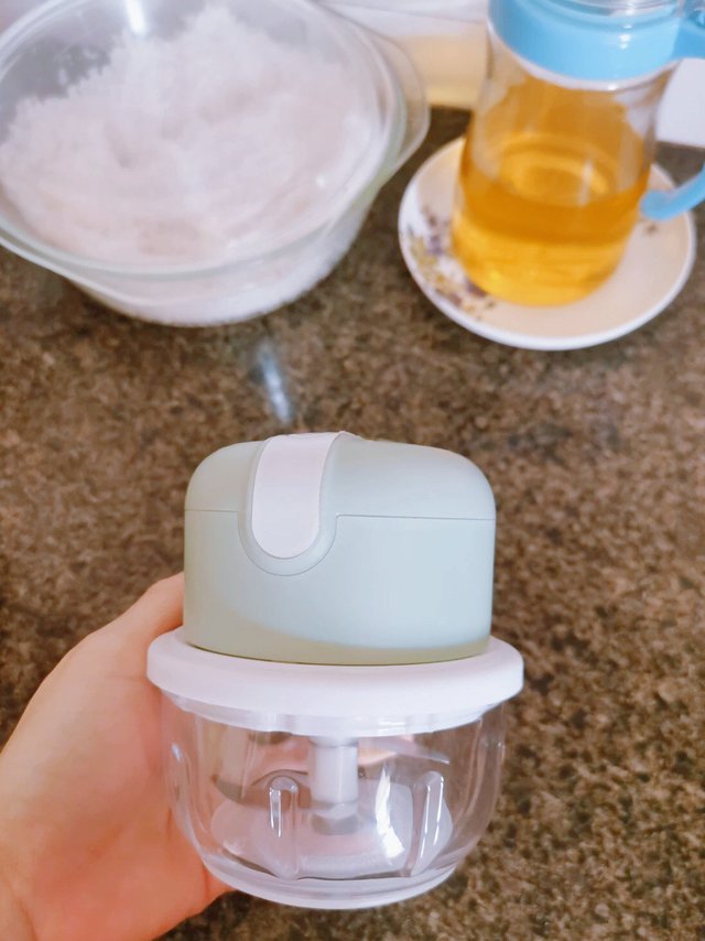 厨房必备神器，打蒜末器