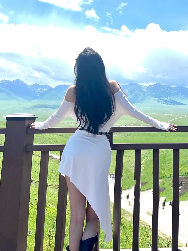 夏天的那拉提 是上帝写给人间的诗