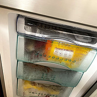 冰箱清理小技巧，让你的冰箱焕然一新！