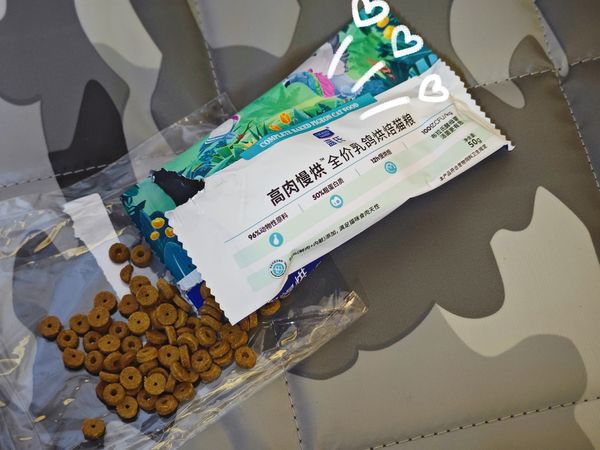1.5元的乳鸽猫粮，想不想试试看
