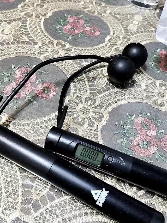 电子跳绳