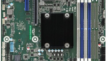 华擎发布 D1749NTD4U-4T4O 服务器主板，8路万兆、无风扇、17路储存扩展