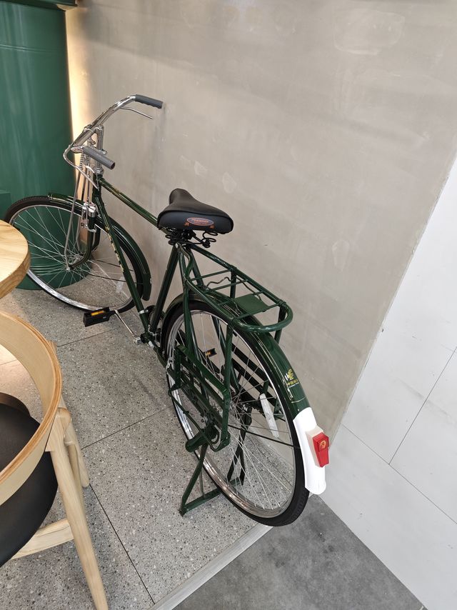 偶遇凤凰28大杠自行车