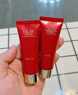 11.9元入手OLAY玉兰油超红瓶精华14ml*2