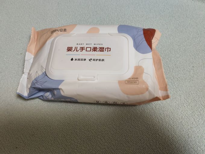 乐智屋湿纸巾
