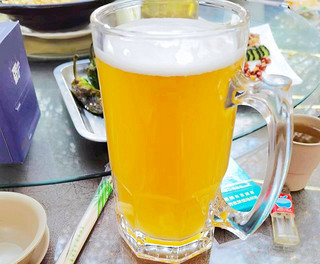 啤酒是夏季最解暑爽口滴！