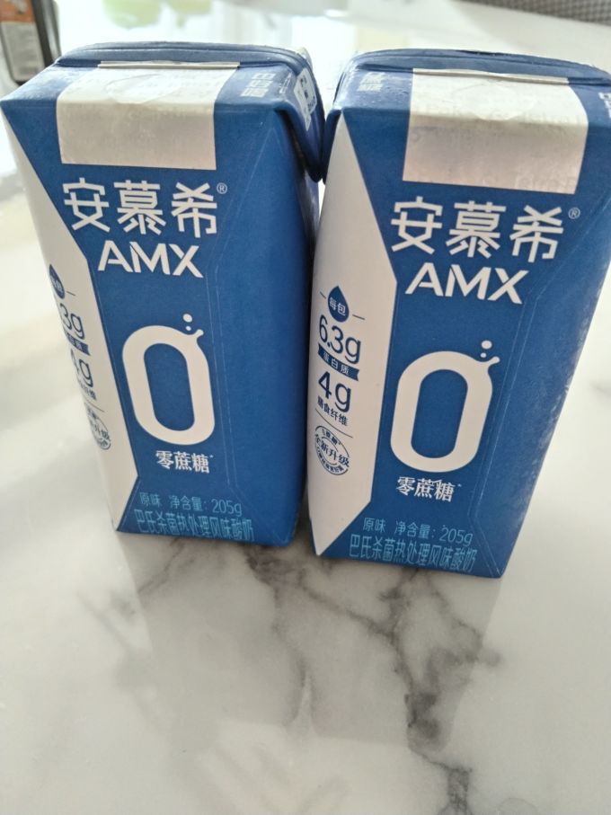 安慕希奶类制品