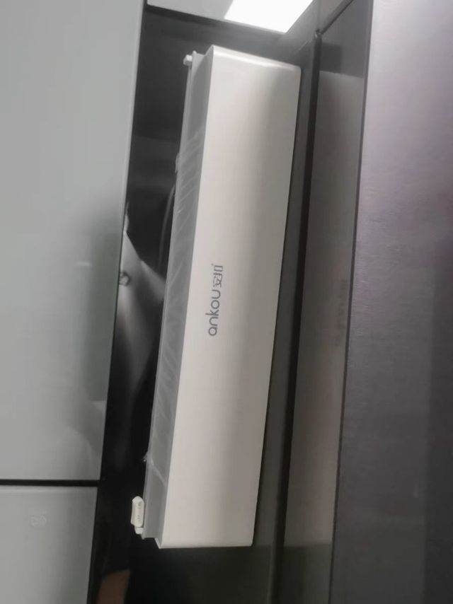 安扣保鲜膜切割器，保鲜膜还想不断？！