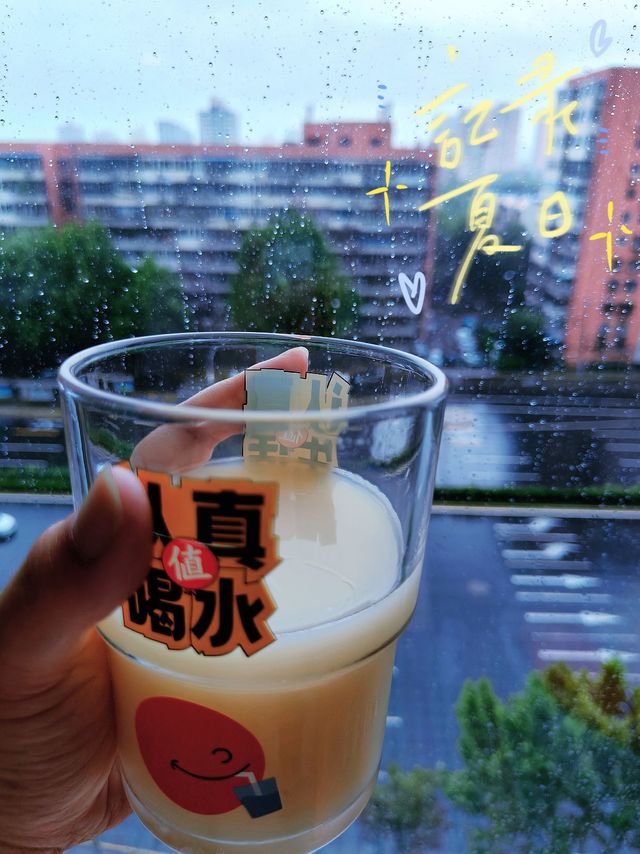据说这场雨要下七十多个小时……