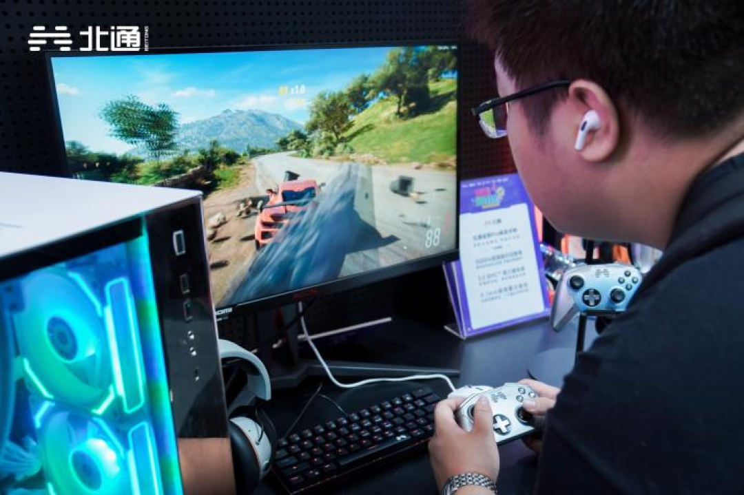 ChinaJoy 2023:玩家现场体验北通全新游戏手柄