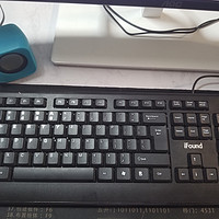 电脑键盘：码字必备神器