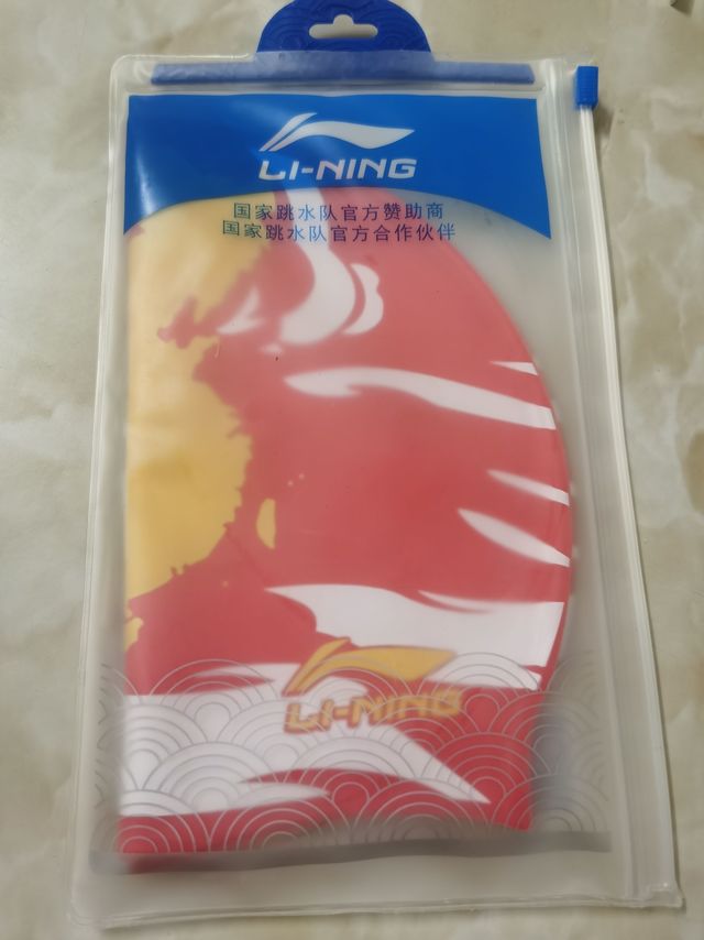 去游泳怎么能没有一顶好用的游泳帽