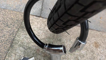 “自行车防盗锁：安全出行的重要保障”