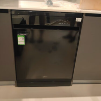 你还在为洗碗烦恼吗？试试嵌入式洗碗机，让你的生活更轻松！