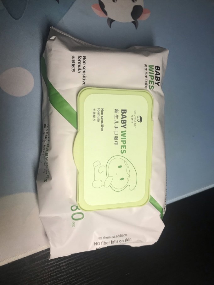 六小仔湿纸巾