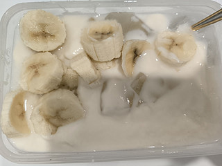 香蕉和酸奶冰粉简直是绝配啊