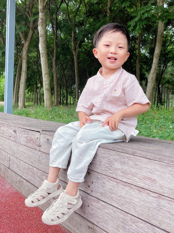 泰兰尼斯童鞋