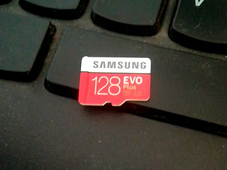 最耐用的TF卡之一三星EVO升级版TF红卡