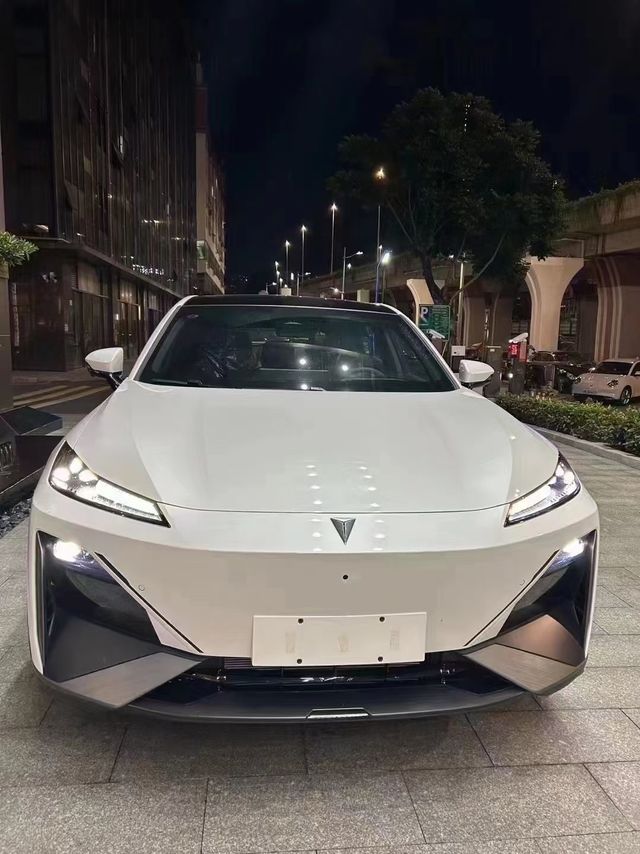 深蓝s7～15万最帅的外观