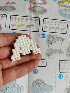 国产迷你积木确实不错，但拼得手疼头疼…