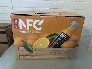 农夫山泉NFC橙汁：自然饮品，有点点酸！