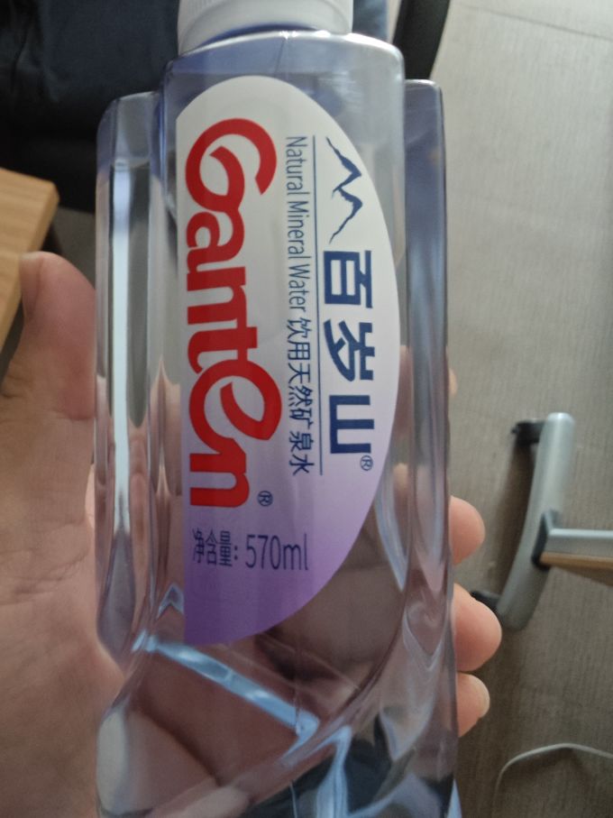 百岁山饮用水