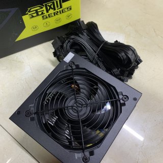 先马性价比650w电源