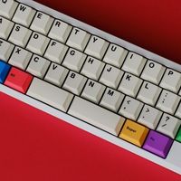 客制化键盘丨套件 篇十六：套件前瞻丨勇气可嘉的小众之作 Delta 50%
