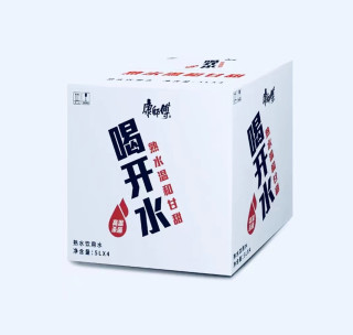 夏日传统饮水：康师傅喝开水