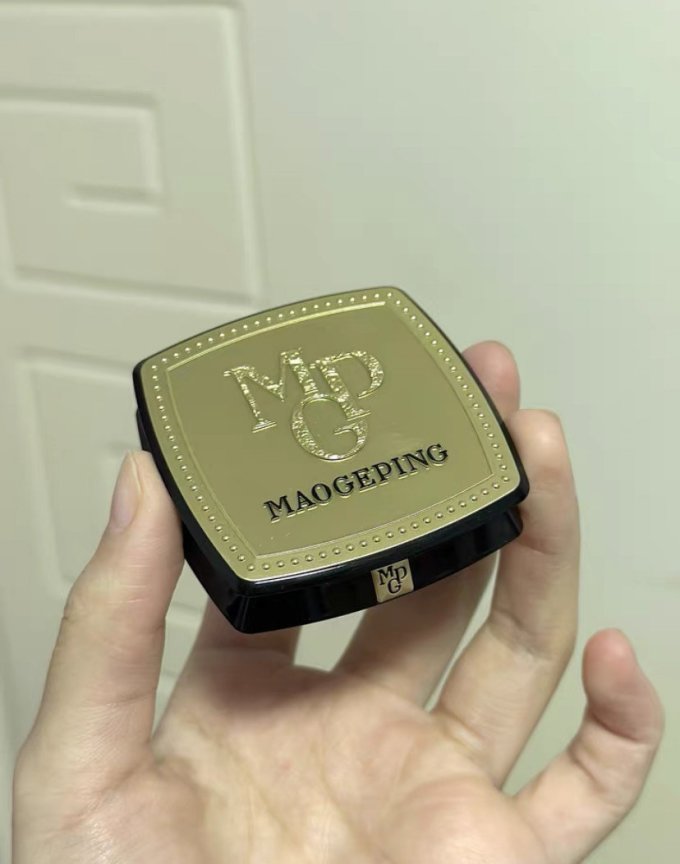 毛戈平粉底液