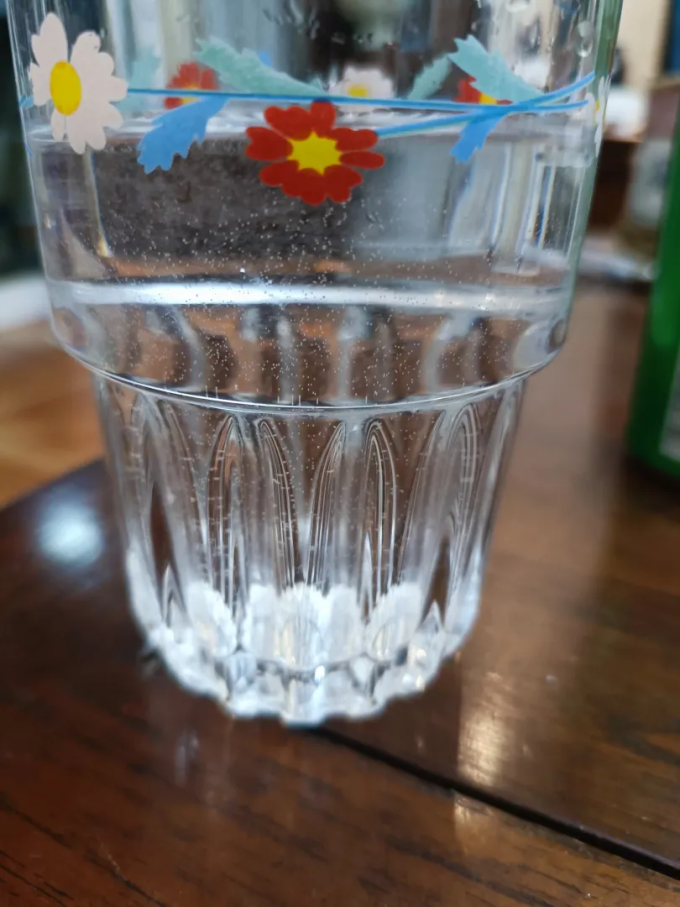 水