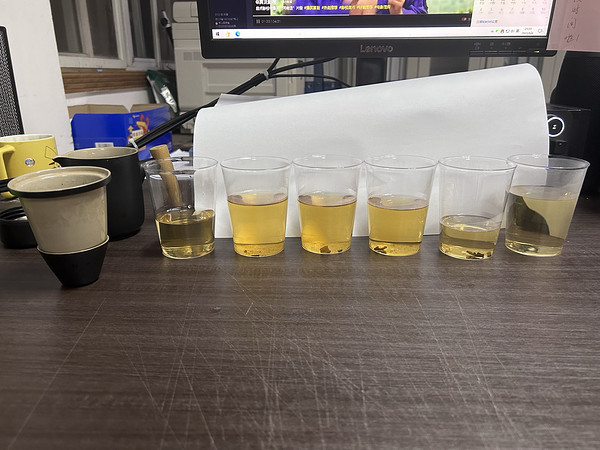 初尝 21 年下关松鹤沱茶