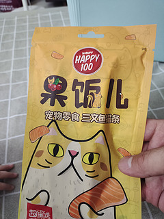 顽皮果饭猫条，让猫咪爱上吃饭