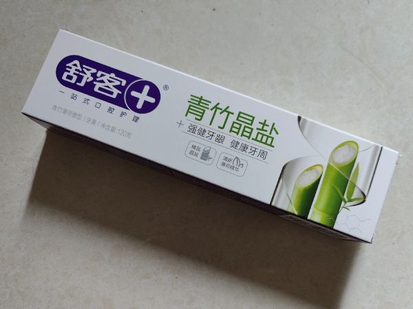 舒客青竹晶盐牙膏，告别牙渍困扰！