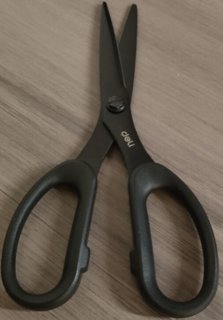 剪刀界的黑马！这款剪刀精细，轻巧！