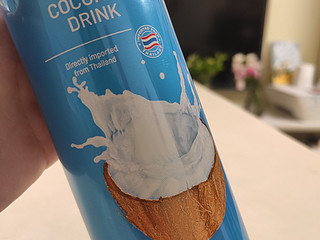 虽然不是纯椰子水，但是真好喝！