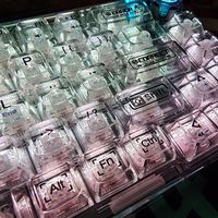 键盘还纠结买什么颜色？七夕不知道送什么？