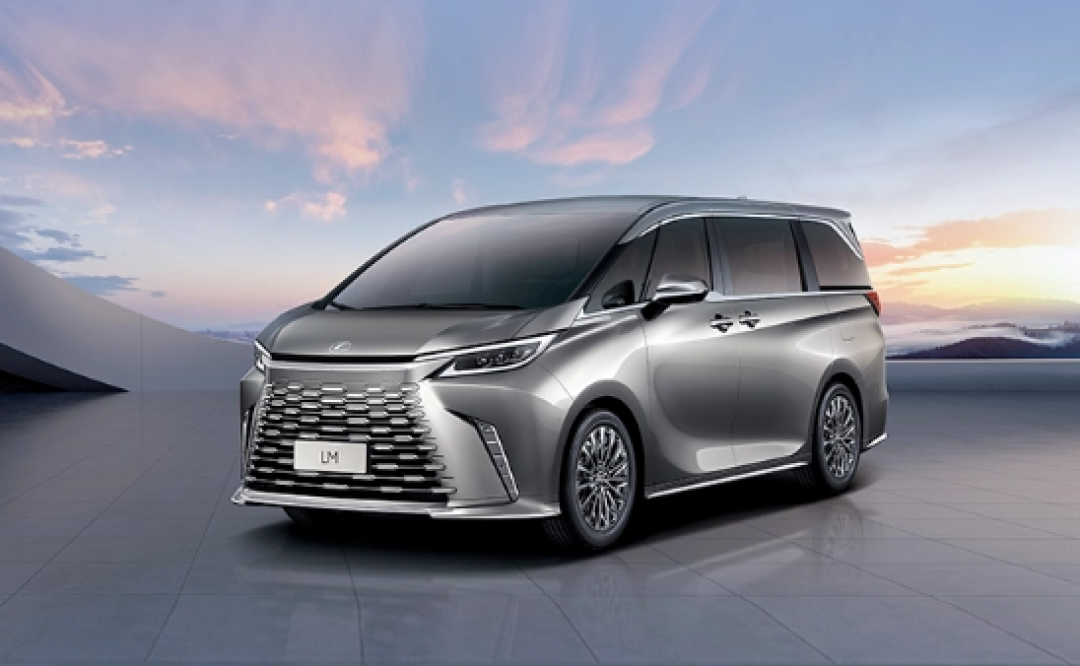 雷克萨斯全新LM 350h七座隽雅版上市,售119.9万元