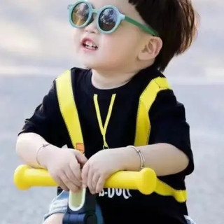 守护孩子的童心，户外玩耍有乐的Luddy平衡三轮车