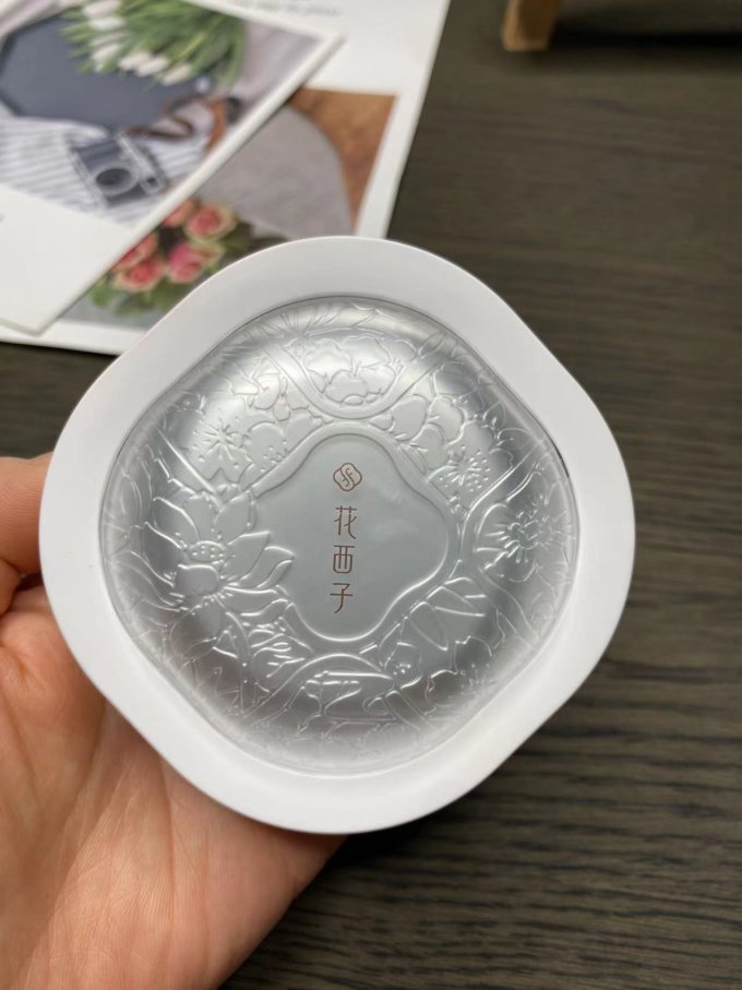 花西子定妆产品