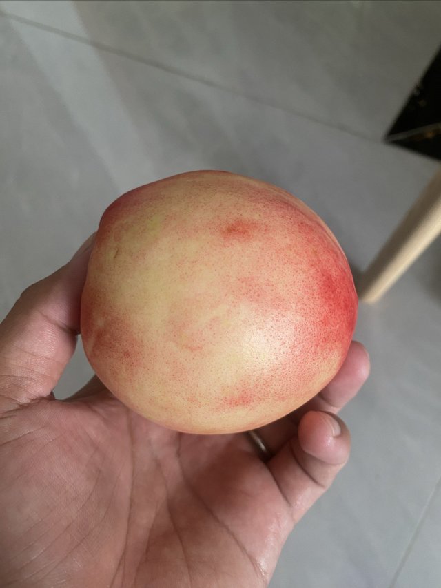 蜜桃上市季，好吃又水多