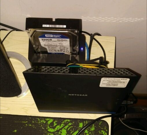 最经典网件旗舰路由器R6300 V2散热改造