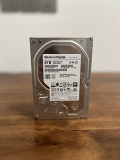 720上车的西部数据8T企业硬盘