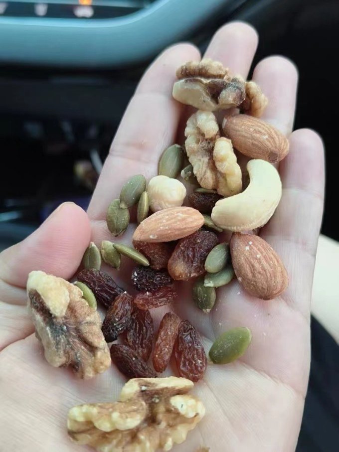 孕味食足坚果炒货