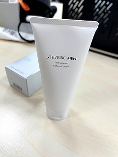 资生堂（SHISEIDO）新男士洁面膏125ml 收缩